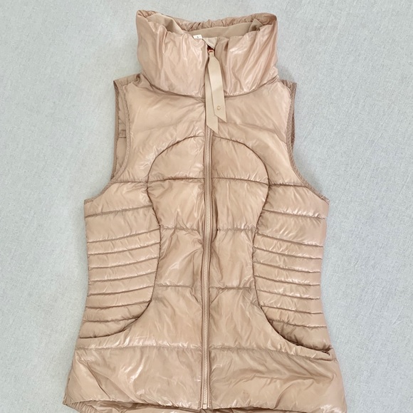 Lululemon Blush pink/ Rose gold vest like new